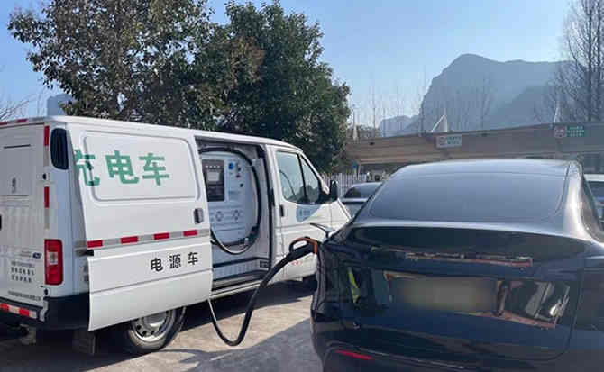 扶绥汽车搭电