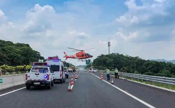 扶绥高速公路汽车救援案例